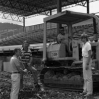 1984 Stadium Construction 02