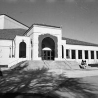 1991 Students, Walking 24