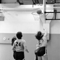 1978 Women's Basketball Action 11