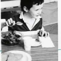 1989 Ackerman Elementary School, Snacks 01