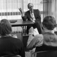 1977 Guest, Governor Robert Straub 02