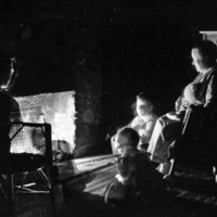 Cave Junction, Fireside