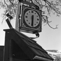 1982 Campus Clock 05