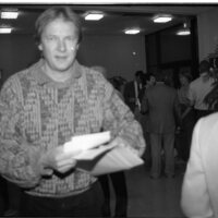 1990 Employees, Reception 03
