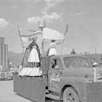 1956-57 Parade, Royalty 4