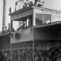 1977 Football Fans 02