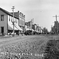 Elgin, Street Scene 2