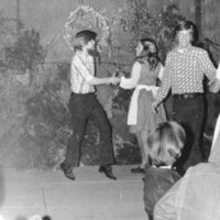 1975 Octoberfest, Folk Dancing 09