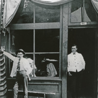 La Grande, Business