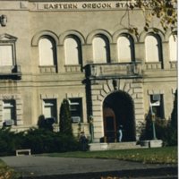 90's Inlow Hall Entrance 1-1