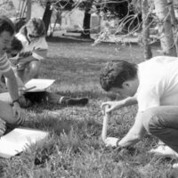 1987 Science, Biology Students in April 09