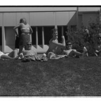 1989 Students, Outdoors 33