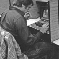 1985 April, Student Computing 01