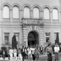 1986 Students &amp; Employees, Walking 09