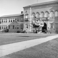 1967 Summer Graduation, Guest Arrival 08
