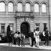 1986 Students &amp; Employees, Walking 03