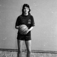 1985 Women's Basketball Players, October Portraits 08