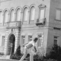 1976 Student, Frisbee 07