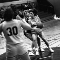 1987 Women's Basketball Action, George Fox at EOSC 05