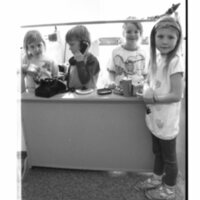 1989 Ackerman Elementary School, Playing 06