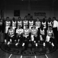 1990 Men's Basketball Team 02