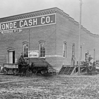 La Grande, GR Cash Co.
