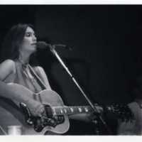 1982 Concert, Emmylou Harris 01