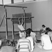 1973 Gymnastics, Parallel Bars 03