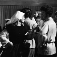 1980 Renaissance Dancing 04