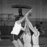 1985 Women's Basketball Action, EOSC vs. LCSC 12