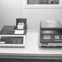 1985 Employees, Campus Mail 01