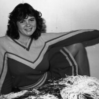 1985 Football Cheerleaders 02