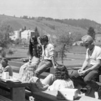 1980 Students, Outdoors 02