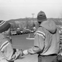 1981 Ski Team, Departing 04