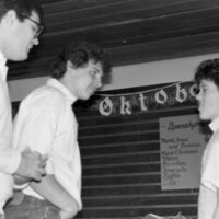 1984 Octoberfest, Decorating 09