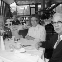 1985 Students Serve Elderly 15
