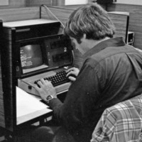 1985 April, Student Computing 02
