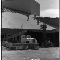 1989 Loso Hall Construction, Roof 05