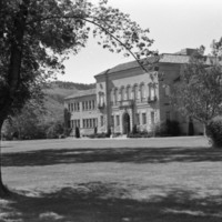 1976 Inlow Hall 02