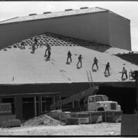 1989 Loso Hall Construction, Roof 04