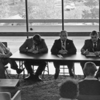 1982 Guests, Discussion Panel 01