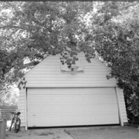 1991 President's House Garage 03