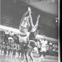 1990 Basketball Action 2