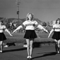 1977 Cheerleaders 17