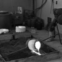 1977 Sculpture Class, Casting 02
