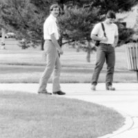 1986 Student Consults Professor 02