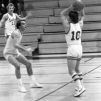 1983 Men's Basketball, EOSC vs. Idaho State, Action 12