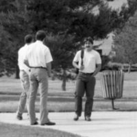 1986 Student Consults Professor 01