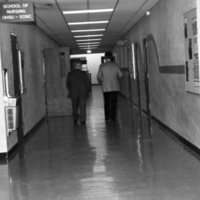 1986 Employees, Walking 01