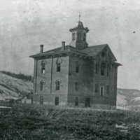 La Grande, Blue Mt. University